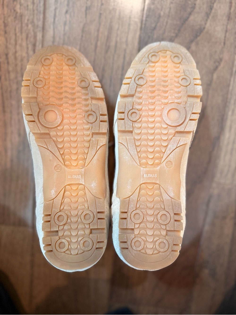 ALOHAS Beige Suede Tb.56 - Picture 5 of 6